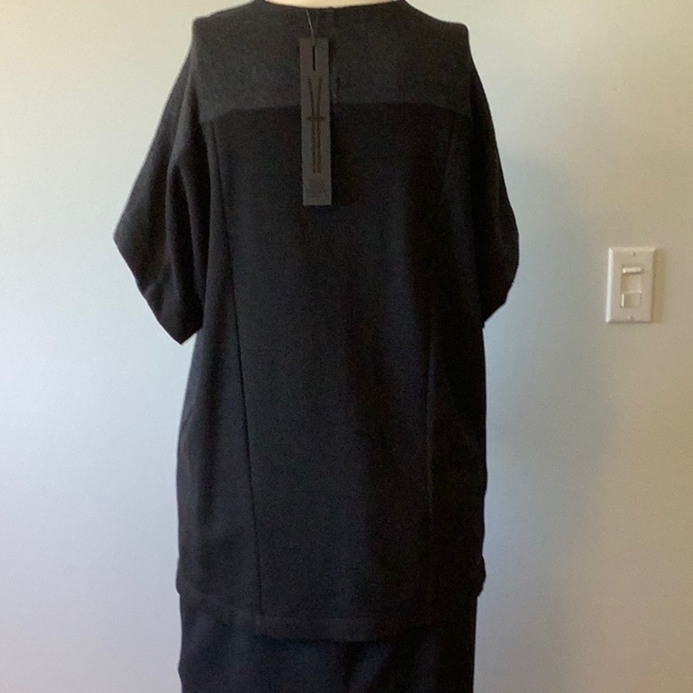 Elegant Black V-Neck Sweater for Women